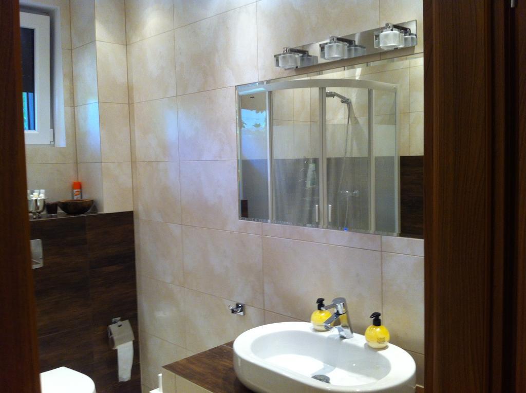 Apartament Ella *